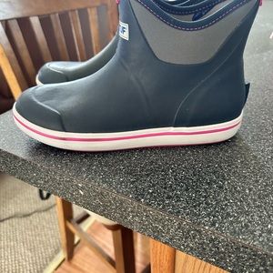 Xtratuf rain boots